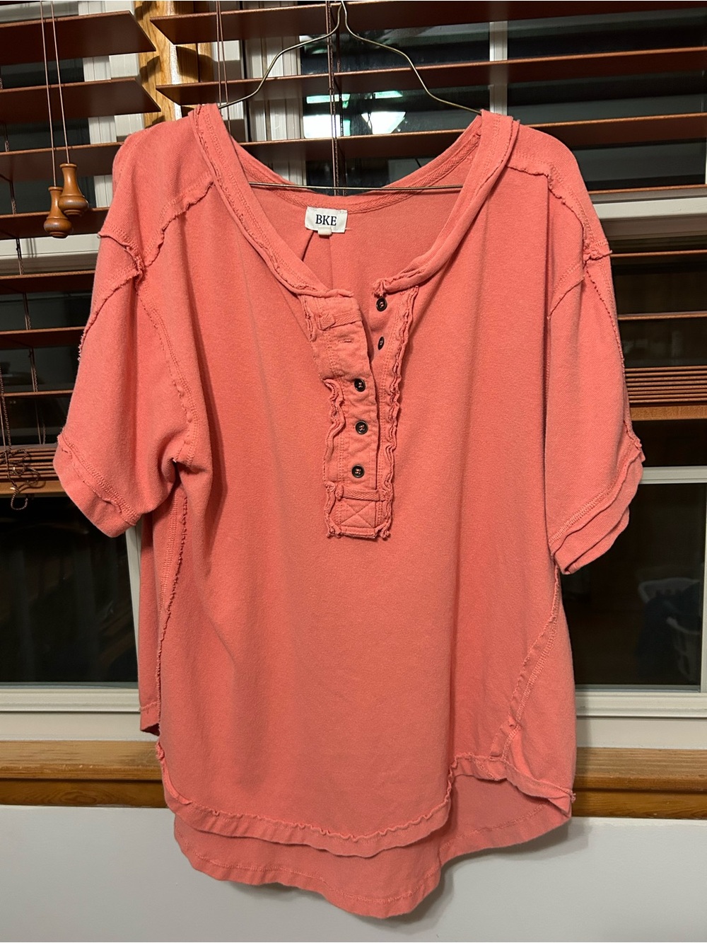 BKE Coral-Green Washed Henley Short Sleeve Top